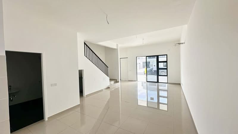2-storey Terraced House for Sale in Eco Botanic (Iskandar Puteri (Nusajaya)) - Yik Tat - Living Room - PropertyGuru.com.my