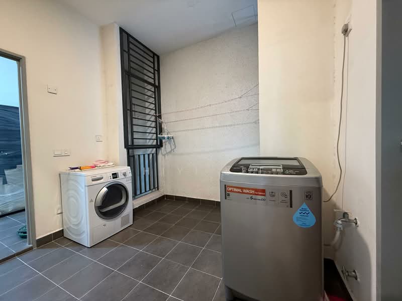 Service Residence for Rent at G Residence - Zhiyi Lee - Yard - PropertyGuru.com.my