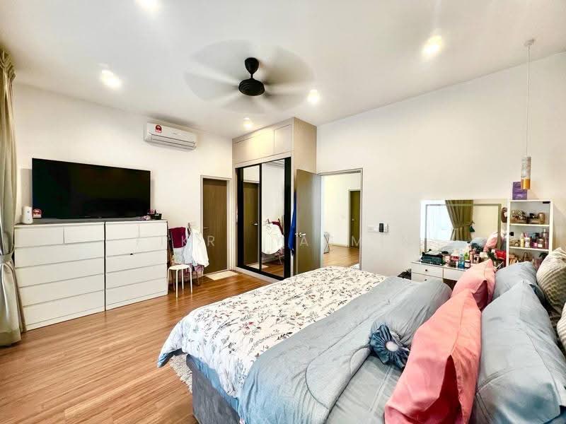 Rumah Teres 2-Tingkat untuk Dijual di Bangi (Selangor) - Fikri Yasmin - PropertyGuru.com.my