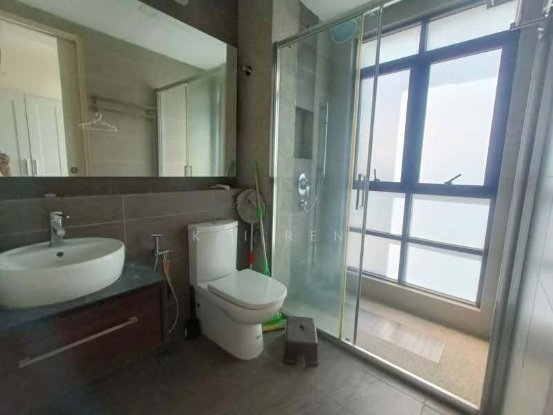 Service Residence for Sale at Isola - Kai Ren - Bathroom - PropertyGuru.com.my