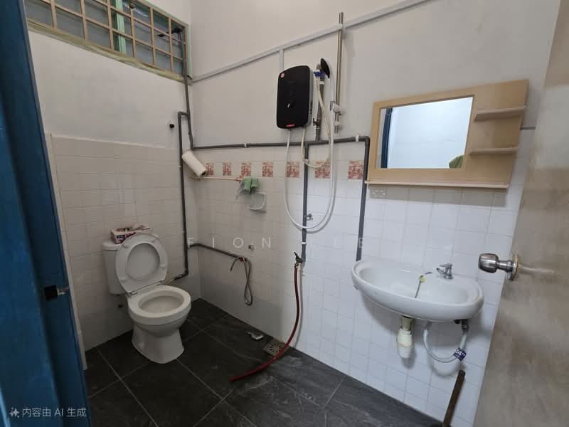 2-storey Terraced House for Sale in Johor Bahru (Johor) - Fion Lee - Bathroom - PropertyGuru.com.my