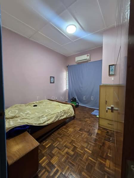 2-storey Terraced House for Sale in Johor Bahru (Johor) - Fion Lee - Bedroom - PropertyGuru.com.my