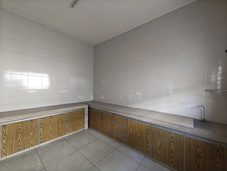Bungalow for Sale in Saujana Villa (Kajang) - Max Lee - Kitchen - PropertyGuru.com.my