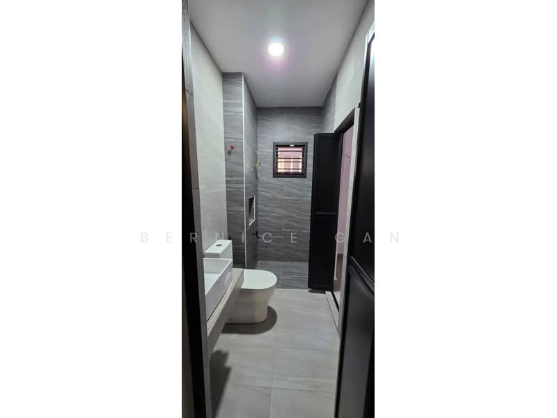 Rumah Teres 2 Tingkat untuk Dijual di Taman Nusa Idaman (Iskandar Puteri (Nusajaya)) - Bernice Gan - Bathroom - PropertyGuru.com.my