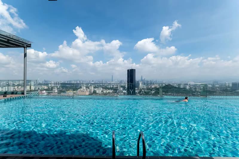 Servis Apartment untuk Dijual di EkoCheras - Jack Yap - Pool - PropertyGuru.com.my