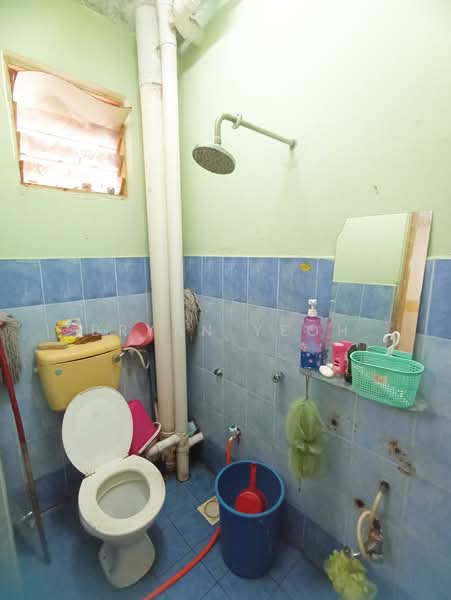 Apartment for Sale at Mentari Court - Bryan Yeoh - Bathroom - PropertyGuru.com.my