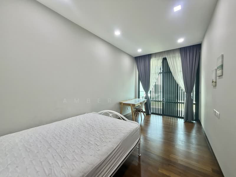 Condominium for Sale at The Light Collection IV - Amber Hang - Bedroom - PropertyGuru.com.my
