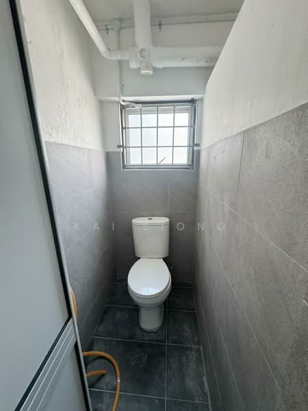 Factory for Rent in Taman Perindustrian Cemerlang (Ulu Tiram) - Kai Siong - Bathroom - PropertyGuru.com.my