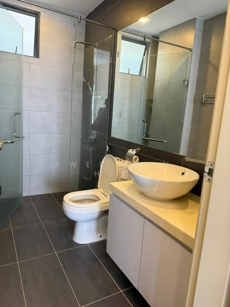 Service Residence for Sale at Damai Hillpark - Swee Lian Hew - Bathroom - PropertyGuru.com.my