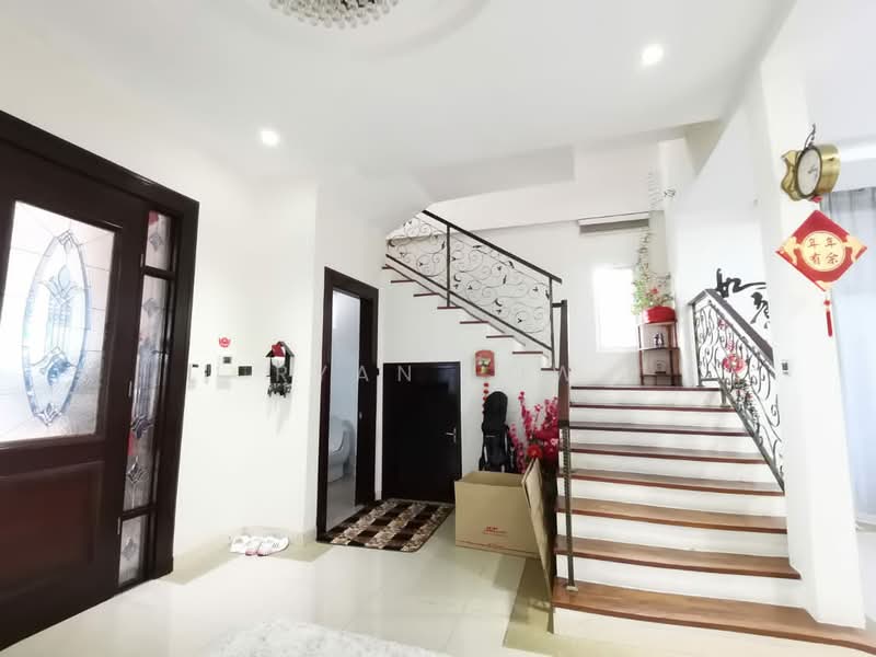 Bungalow for Sale in Bandar Mahkota Cheras (Cheras) - Ryan Low - Entrance - PropertyGuru.com.my