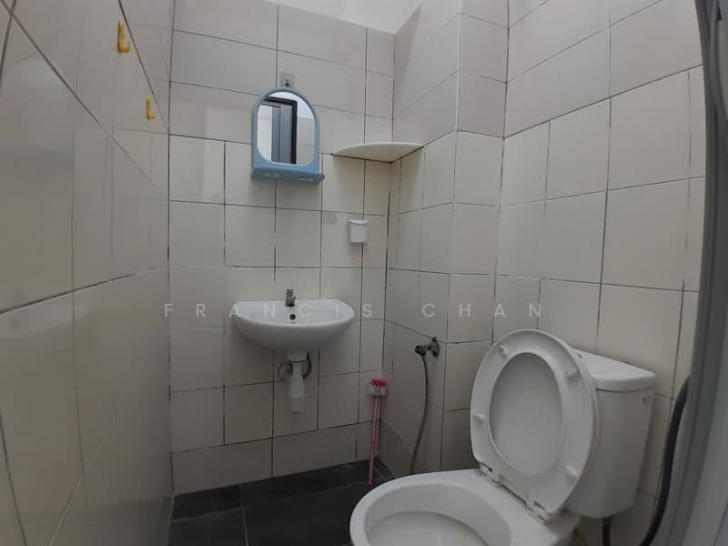 Apartment for Rent at Shineville Garden - Francis Chan - Bathroom - PropertyGuru.com.my