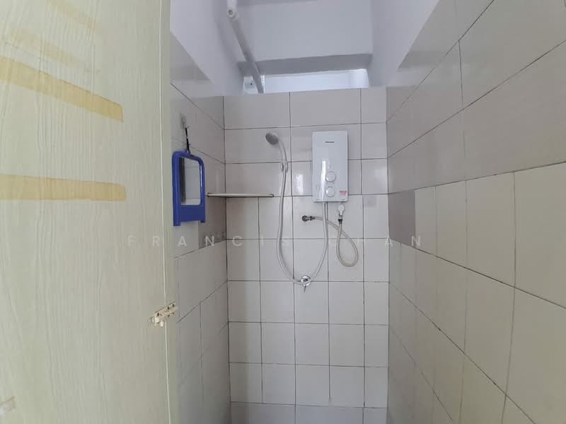 Apartment for Rent at Shineville Garden - Francis Chan - Bathroom - PropertyGuru.com.my