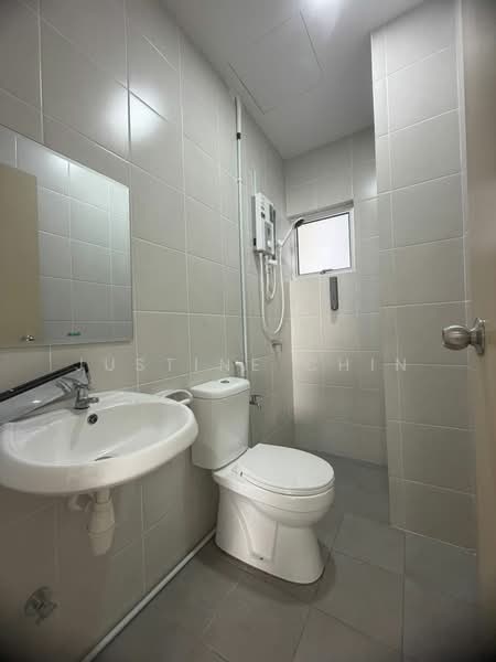 Condominium for Rent at Kampar Lake Campus - Justine Chin - Bathroom - PropertyGuru.com.my