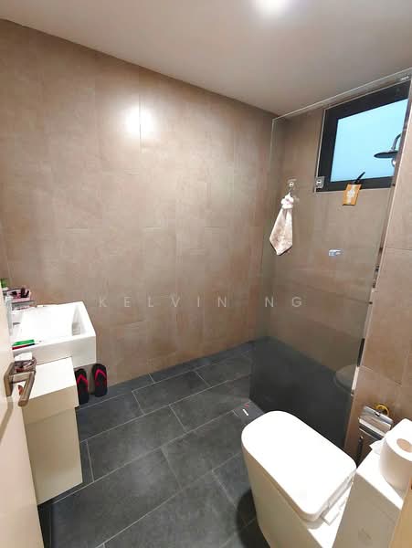 Service Residence for Sale at East Parc @ Manjalara - Kelvin Ng - Bathroom - PropertyGuru.com.my