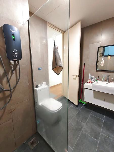 Service Residence for Sale at East Parc @ Manjalara - Kelvin Ng - Bathroom - PropertyGuru.com.my