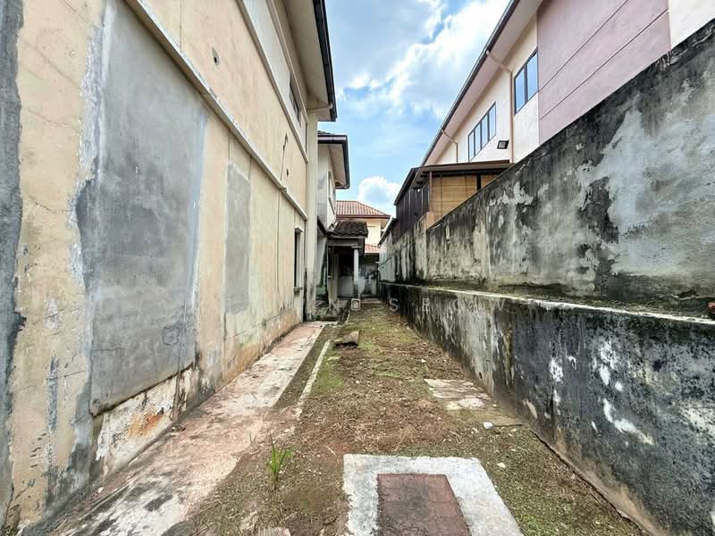 Rumah Berkembar untuk Dijual di Kota Kemuning (Shah Alam) - Shawn Seow - Exterior - PropertyGuru.com.my