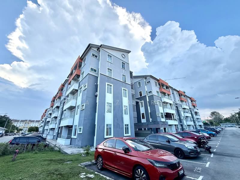Pangsapuri untuk Dijual di Casa Dahlia - Izzat Zamros - Exterior - PropertyGuru.com.my