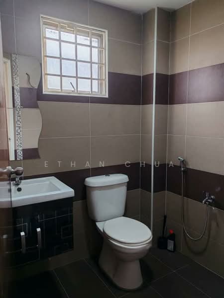 Rumah Teres 2 Tingkat untuk Dijual di Taman Sentosa (Klang) - Ethan Chua - Bathroom - PropertyGuru.com.my