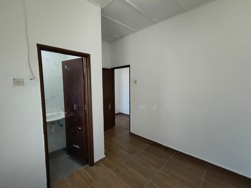 2-storey Terraced House for Sale in Bukit Sentosa (Rawang) - Elwin Mah - PropertyGuru.com.my
