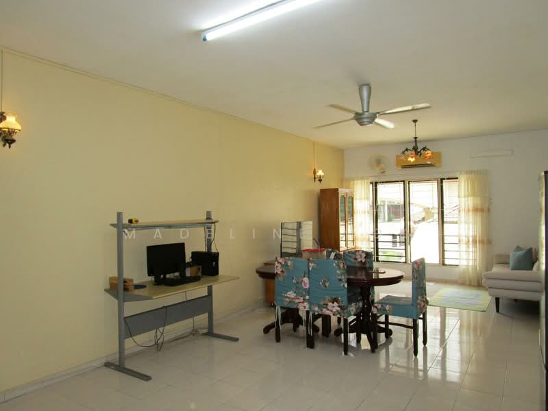 Kondominium untuk Disewa di Desa Permai - Madeline Mok - Dining & Living Rooms - PropertyGuru.com.my