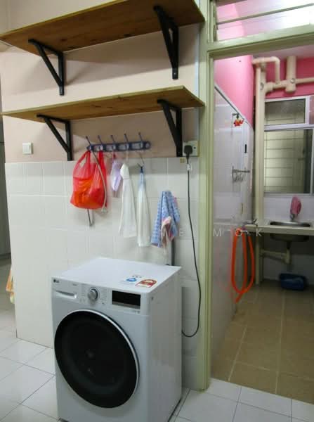 Kondominium untuk Disewa di Desa Permai - Madeline Mok - Kitchen - PropertyGuru.com.my