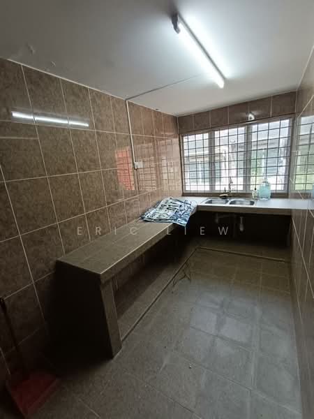 Shop for Rent in Taman Sri Gombak (Gombak) - Eric Liew - Kitchen - PropertyGuru.com.my