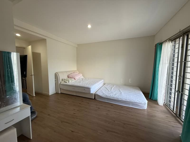 Semi-Detached House for Sale in The Northbank (Kuching) - Cherry Lee - Bedroom - PropertyGuru.com.my