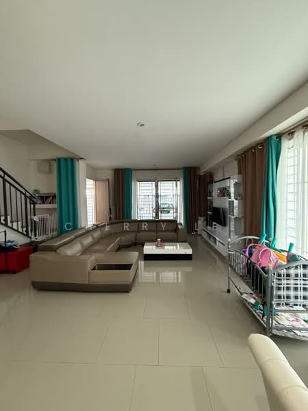 Semi-Detached House for Sale in The Northbank (Kuching) - Cherry Lee - Living Room - PropertyGuru.com.my