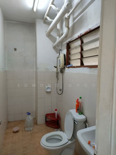 Apartment for Sale at Vista Impiana - Edmond Choo - Bathroom - PropertyGuru.com.my