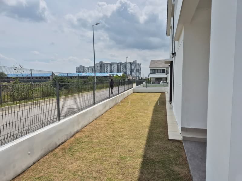 Rumah Teres 2 Tingkat untuk Disewa di Cyberjaya (Selangor) - Krystal Lim - Exterior - PropertyGuru.com.my