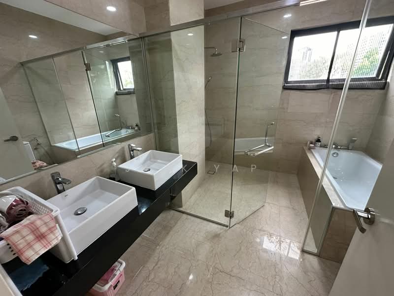 Kondominium untuk Disewa di 18 Madge - Jack Yap - Bathroom - PropertyGuru.com.my