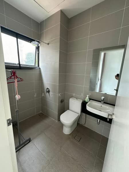 Kondominium untuk Disewa di 18 Madge - Jack Yap - Bathroom - PropertyGuru.com.my