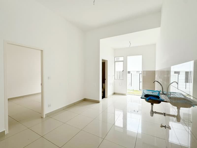 2-storey Terraced House for Rent in Skudai (Johor) - Kexin Hua - Kitchen - PropertyGuru.com.my