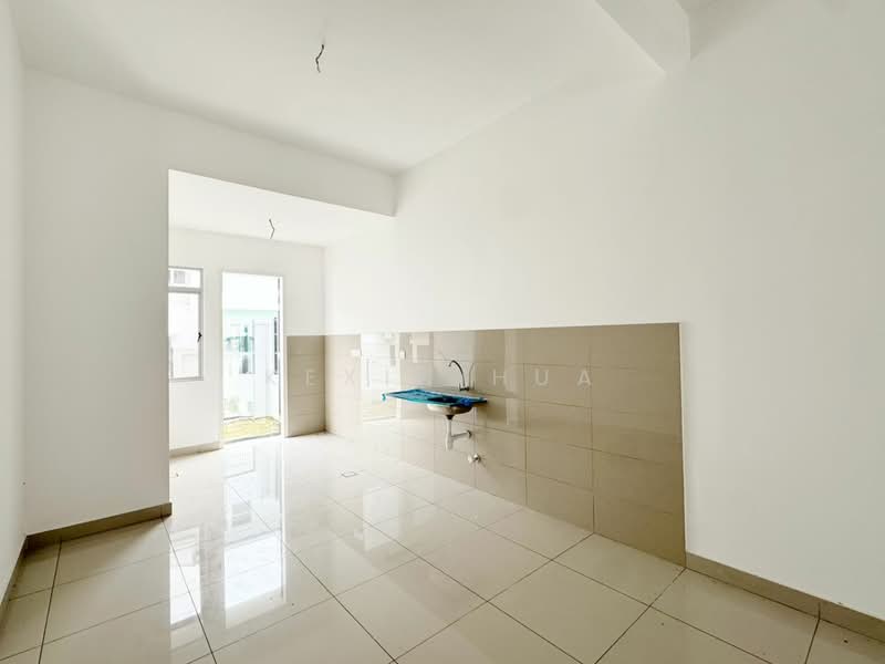 2-storey Terraced House for Rent in Skudai (Johor) - Kexin Hua - Kitchen - PropertyGuru.com.my