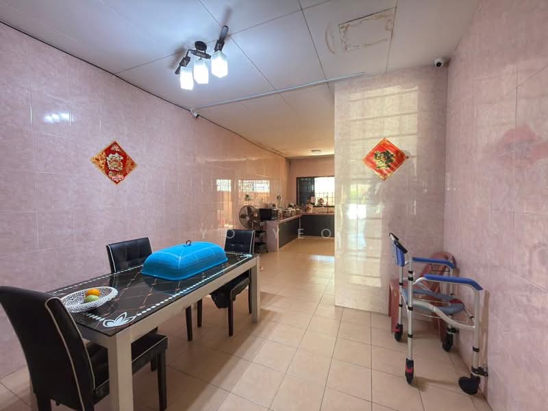 Rumah Teres 2 Tingkat untuk Dijual di Johor Bahru (Johor) - Yo Yeo - Dining Room - PropertyGuru.com.my