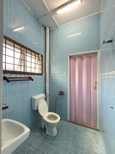 Rumah Teres 2 Tingkat untuk Dijual di Johor Bahru (Johor) - Yo Yeo - Bathroom - PropertyGuru.com.my