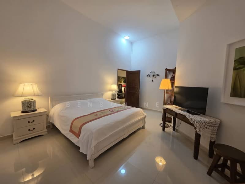 Rumah Banglo untuk Dijual di Leisure Farm (Gelang Patah) - Benson NEC - Bedroom - PropertyGuru.com.my