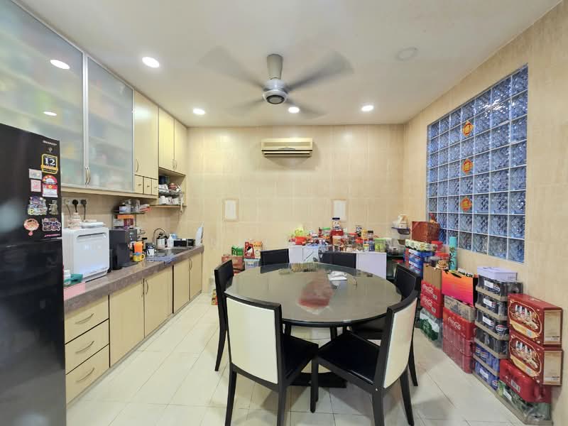 Semi-Detached House for Sale in Cheras (Selangor) - Denver Sin - Kitchen - PropertyGuru.com.my