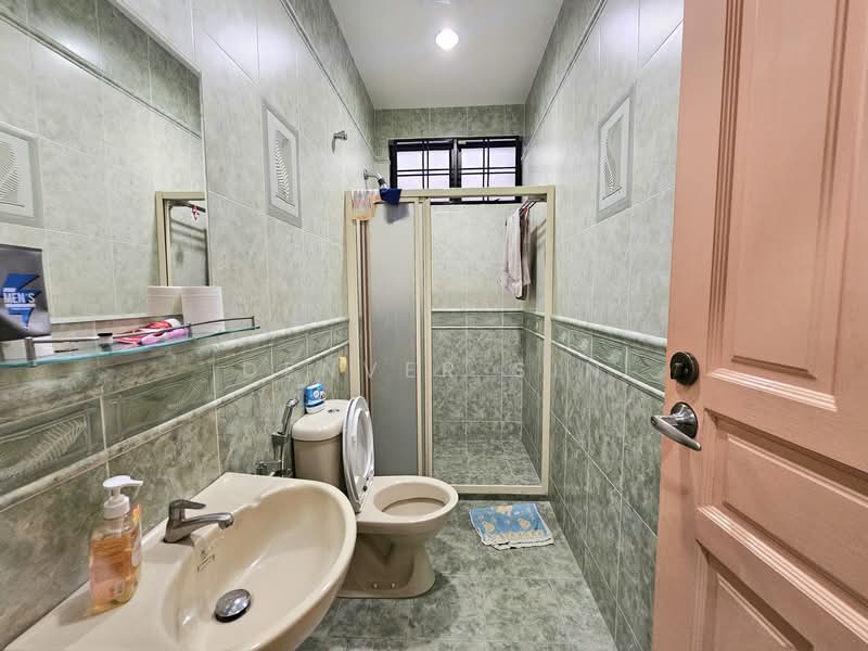 Semi-Detached House for Sale in Cheras (Selangor) - Denver Sin - Bathroom - PropertyGuru.com.my
