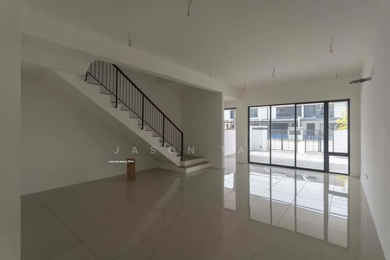 2-storey Terraced House for Sale in Klang (Selangor) - Jason Tan - Living Room - PropertyGuru.com.my