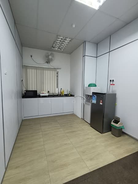 Factory for Sale in Taman Perindustrian Batu Berendam (Bachang) - BL Bong - Kitchen - PropertyGuru.com.my