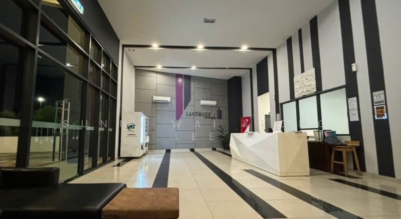 Service Residence for Sale at Service Residence @ Landmark Residence 2 - Sunny Wai Keong Lee - Lobby - PropertyGuru.com.my