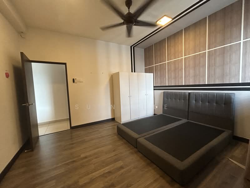 Service Residence for Sale at Service Residence @ Landmark Residence 2 - Sunny Lee - Bedroom - PropertyGuru.com.my