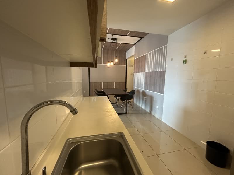 Service Residence for Sale at Service Residence @ Landmark Residence 2 - Sunny Lee - Kitchen - PropertyGuru.com.my