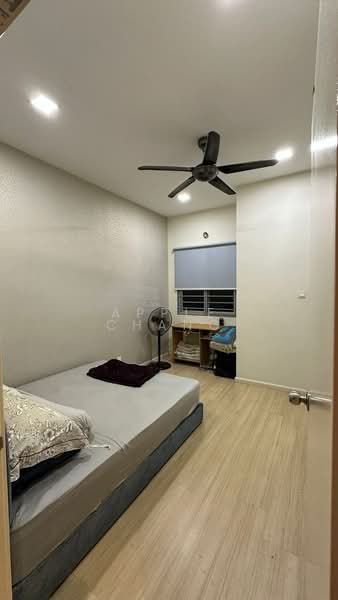 Rumah Teres 2.5 Tingkat untuk Disewa di Sunway Alam Suria (Shah Alam) - Apple Chang - Bedroom - PropertyGuru.com.my