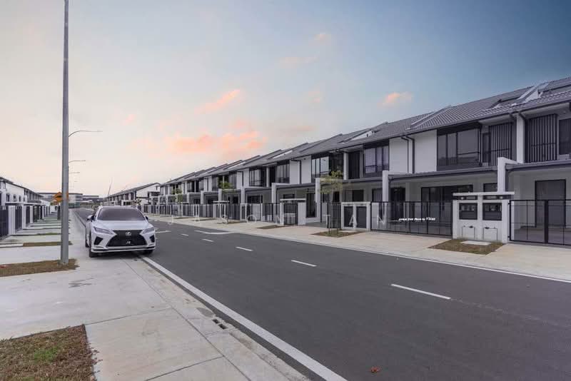 2-storey Terraced House for Sale in Bandar Bukit Raja (Klang) - Jason Tan - Exterior - PropertyGuru.com.my