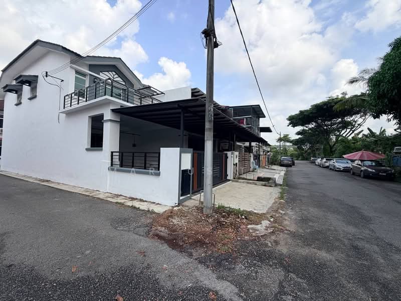 2-storey Terraced House for Sale in Bandar Jaya Putra (Johor Bahru) - Marcus Tey - Exterior - PropertyGuru.com.my