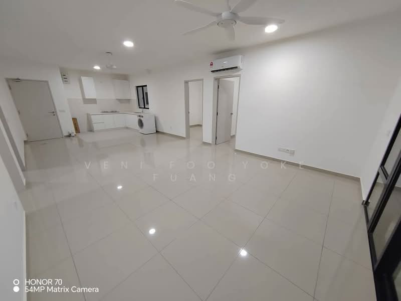 Service Residence for Sale at Huni @ Eco Ardence - Veni Foo Yoke Fuang - Kitchen - PropertyGuru.com.my