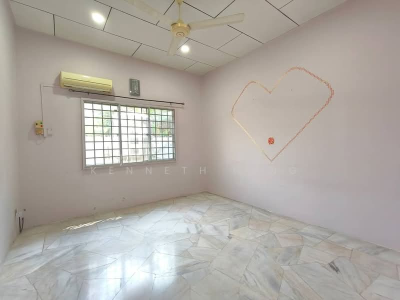 Bungalow for Sale in Pusat Bandar Rawang (Rawang) - Kenneth Heng - PropertyGuru.com.my