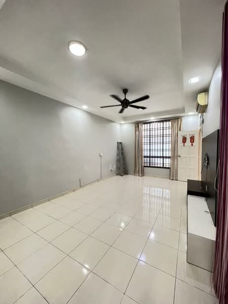Kondominium untuk Dijual di Nusavilla - Kim . - Living Room - PropertyGuru.com.my